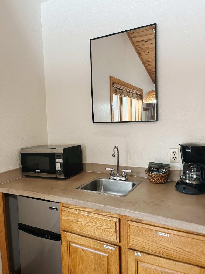 Cozy Cabin Suite Bed And Breakfast Woodland Park Dış mekan fotoğraf